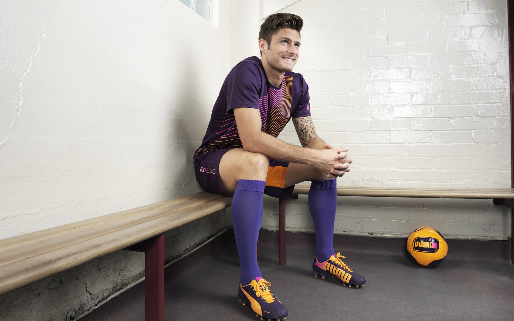 中国男篮力拼防守端 球队默契度不断提升,中国男篮表现